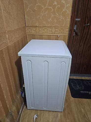 Бытовая техника: Indesit WISL 105 önyükləməli paltaryuyan maşın - Yükləmə həcmi: 5 kq — 2