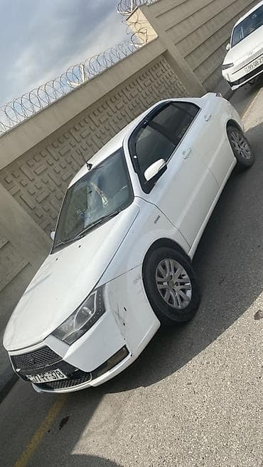 saipa servis: Iran Khodro : 1.7 l | 2021 il 168000 km Sedan — 2