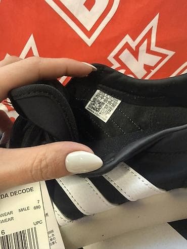 Məhsul: Adidas kişi idman ayaqqabısı Model: Barreda Decode (etiketdə — 2