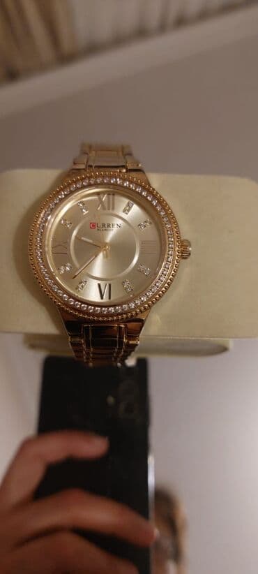 qizil qolbaq: Qol saatı, Curren, rəng - Qızılı — 3