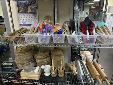 Mətbəx üçün geniş çeşidli alət və ləvazimatlar dəsti - Mətbəx