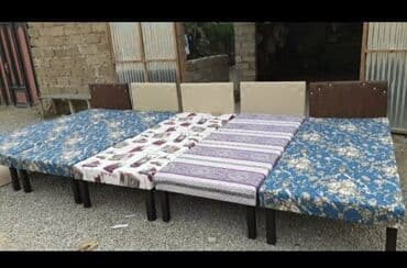 Kravatlar Təzə hazırları var Çatdırılma münasib qiymətə Bir nəfərlik