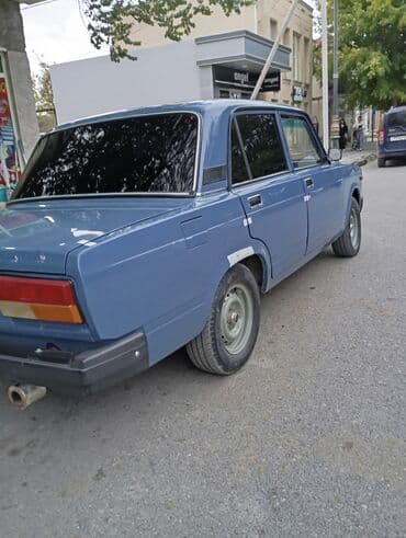 maşın al: Model: Lada 2107 (VAZ 2107) sedan Kuzov: 4 qapılı, mavi rəng, qara — 5