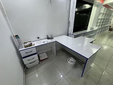 Avadanlığın icarəsi: Mağaza üçün vitrin və rəf sistemi - Material: ağ laminat/MDFlam — 6