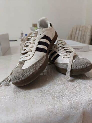 adidas qaçış üçün qadın krossovkaları: Krasofka 38 razmer — 4