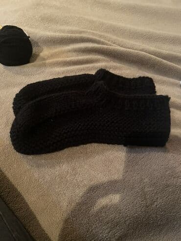 домашние тапочки зайчики: Qara rəngli əl işı corab-ev tuflisi (trikotaj) - Yumşaq, qalın — 1