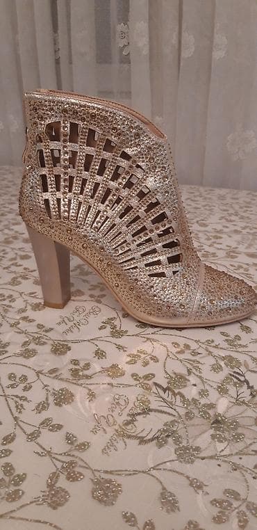 Tuflilər, Derimod, Ölçü: 38, rəng - Sarı, Yeni