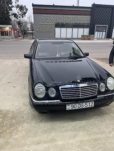 ford fusion diskileri: Mercedes-Benz E 240: 2.4 l | 1998 il Sedan — 6
