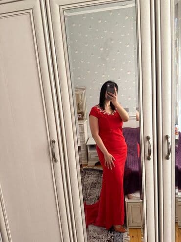 вечерние платья на новый год: Qadın ziyafət geyimləri paketi – 4 model 1) Gümüşü parıltılı ziyafət — 8