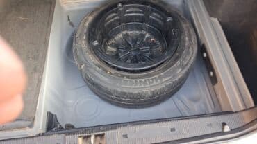 mercedes c dizel: Mercedes-Benz E 240: 2.4 l | 1998 il Sedan — 11