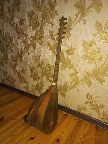 milli saz: Saz – ənənəvi simli musiqi aləti - Aşıq sazı, uzun qollu model - — 1