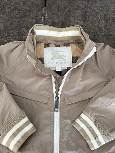paltar don: Burberry Children uşaq kurtkası - Model: Burberry Children - Ölçü: 5Y — 1