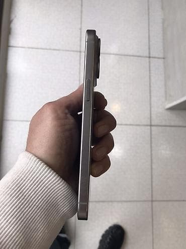 Video oyunlar və konsollar: IPhone 15 Pro Max, 256 GB, Simsiz şarj — 3