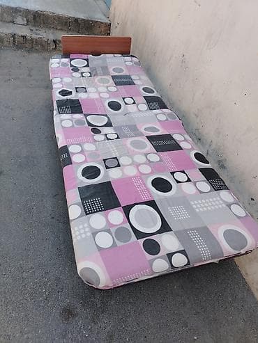 İşlənmiş, Təknəfərlik çarpayı, Matras ilə lalafo.az -da İşlənmiş, Təknəfərlik çarpayı, Matras ilə