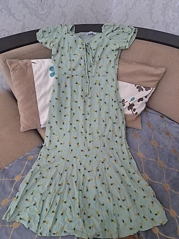 hw8 max: TEZEDI BIR DEFE GEYNILIB - Rəng: açıq yaşıl - Naxış: ananas printi - — 2