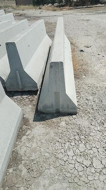 işlənmiş beton panel: Beton panel catrlma ve quraşdırma var baki şeheri etrafi kenteri — 10