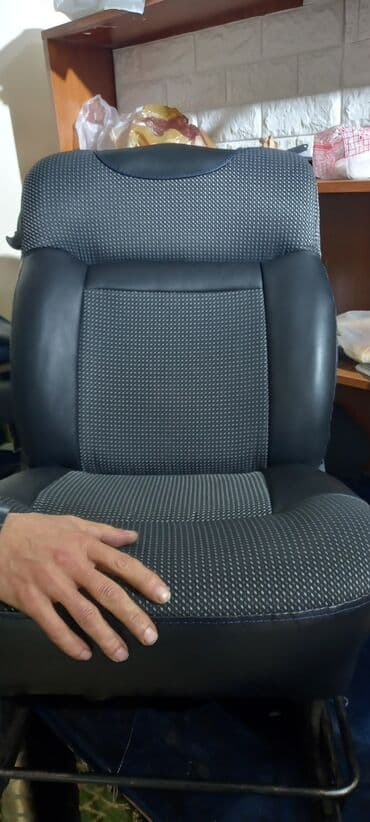 Şin və təkərlər: Masin salonlarin divan stol her sey tikirem düzeldirem renglemey her — 1