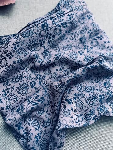 Kəlağayılar,şərflər,yaylıqlar.Yenidir
Hər biri əldə,hər biri 50 AZN lalafo.az -da Kəlağayılar,şərflər,yaylıqlar.Yenidir
Hər biri əldə,hər biri 50 AZN