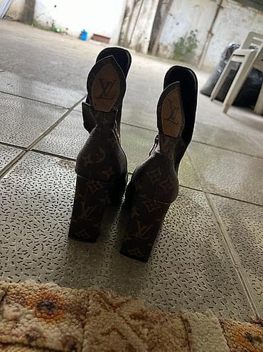 sapajki: Bir defe ad gunune geyilib 75 man alinib teptezedi super batinkadi 38 — 1