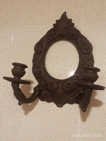 qirmizi sam: Divar üçün dekorativ şamdan-çərçivə - Material: tökmə metal (çəkmə — 1