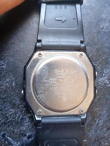 rus saatlari: CASIO F-91W rəqəmsal qol saatı - Model: F-91W (arxa qapaqda və — 2