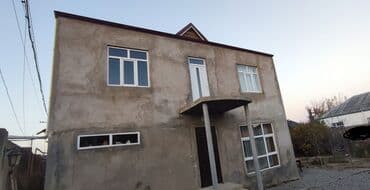 iki mərtəbəli həyət evləri: Qala qəs. 3 otaqlı, 15 kv. m, Orta təmir — 1
