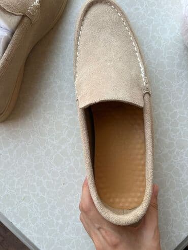 dəri gödəkçələr: Dəri loafer — 1