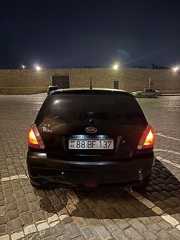 bmw e60 m: Kia Rio: 1.5 l | Hetçbek — 5