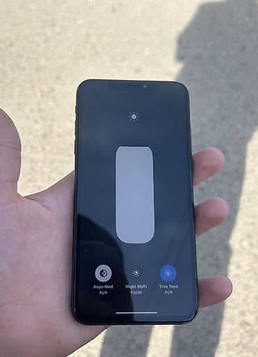 playstaton 4: IPhone Xs Max, 64 GB, Qara, Face ID — 2