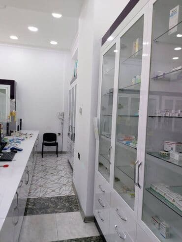 e suleymanov kucesi: Həzi Aslanov metrosunun yaxınlığında yol kənarı,sahəsi 85kv/m — 8