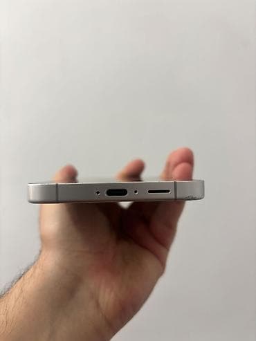 iphone pro max 11 256gb: Samsung Galaxy S24 FE, rəng - Ağ — 6