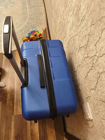 Çamadanlar: Böyük ölçülü sərt korpuslu səyahət çamadanı olculeri uzunlugu 76 eni — 3