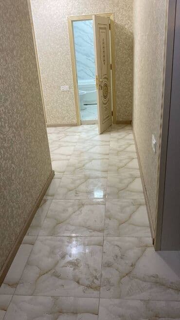 tam temirli menziller: Nərimanov metrosunun yaxinlığında nenemin tendirinə yaxin yerləşən 17 — 5