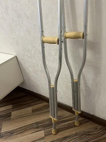 Yerimək üçün arabalar, çəliklər, əsalar, rollatorlar: Yenidir heç istifadə olunmayıb — 3