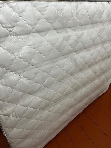 islenmis yataq destleri: İkinəfərlik çarpayı, Dolab, İşlənmiş — 3