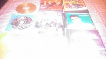 Dvd ve mp 3 diskleri satılır. 1 disq -1 azn. Cemi -10 azn. şeher ve