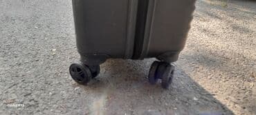 CD, DVD disklər və kassetlər: Əl yükü standartlarına cavab verən eyni zaman baqaj kimidə daşına — 7