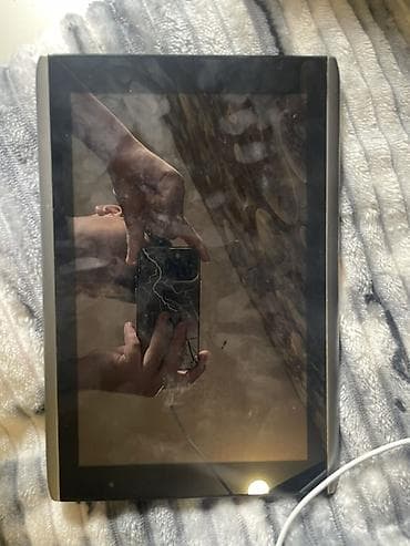 Acer planşet Zapcast satılır Xüsusiyyətlər: - Marka/model: Acer — 3