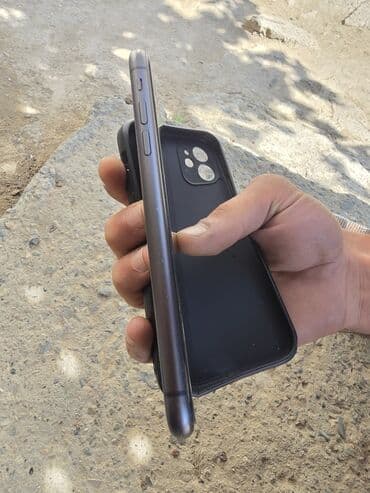 iphone 11 yigilma: IPhone 11, Qara — 4