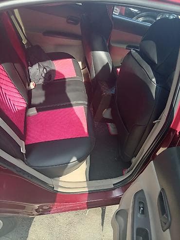 aksent: Hyundai Accent: 1.6 l | 2006 il Sedan — 6