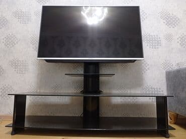 sutular: İşlənmiş, Düz TV altlığı, Polkalı, Şüşəli — 1