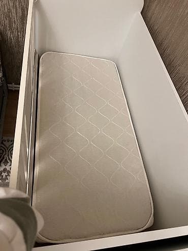 ağ uşaq çarpayısı: Oğlan və qız üçün, Dördbucaq, Beşik, Dəstsiz, Matras ilə, Yellənmə mexanizmsiz — 2