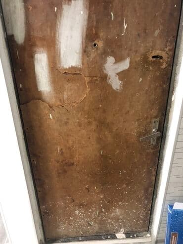 işlənmiş dəmir qapi: Metal qiriş qapisi — 2