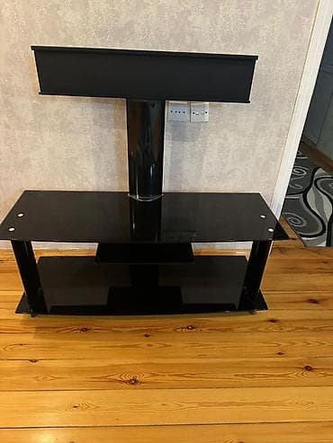 kuna mebeli: Düz TV altlığı, Polkalı, Şüşəli — 1