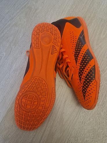 Мужская обувь: Original Adidas predator.41 razmer.Cəmi 3 dəfə geyinilib və yeni — 3