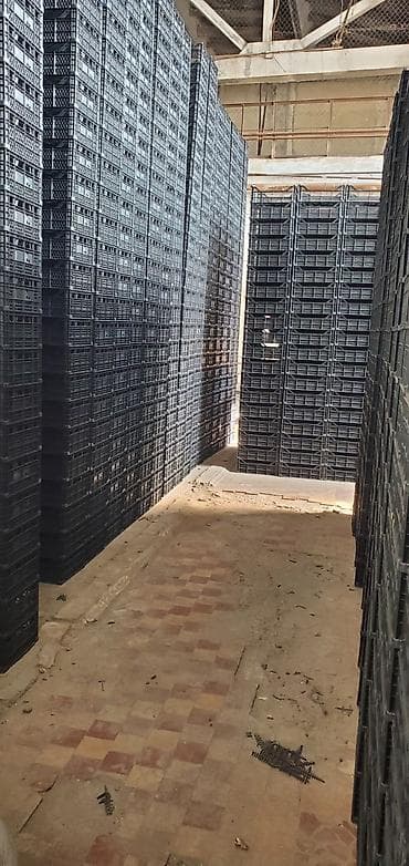 kanteyner: Plastik anbar/daşınma yeşikləri - Material: möhkəm, təkrar istifadə — 1