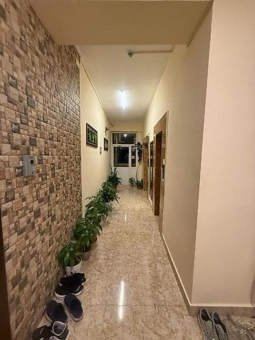 Mənzil alıram: Həzi Aslanov metrosuna 2dq yoldur. 200manat adam başı qiymətdir — 8