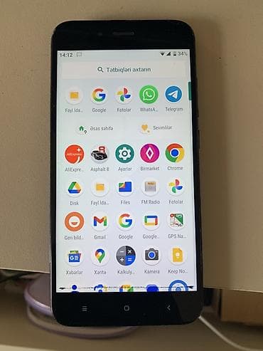 ekran telefonu: Xiaomi Mi A1, 64 GB, rəng - Qara, 
 İki sim kartlı — 8