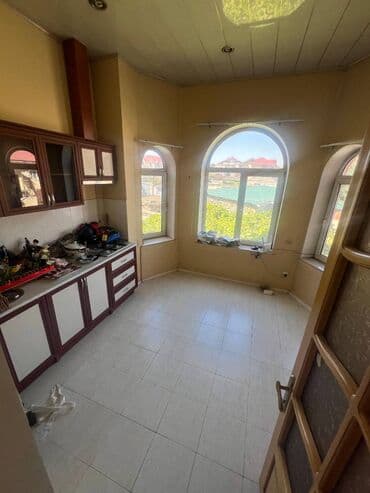 kurdexanida kiraye evler 2024: Sulutəpə qəs. 7 otaqlı, 300 kv. m, Kredit yoxdur, Orta təmir — 10