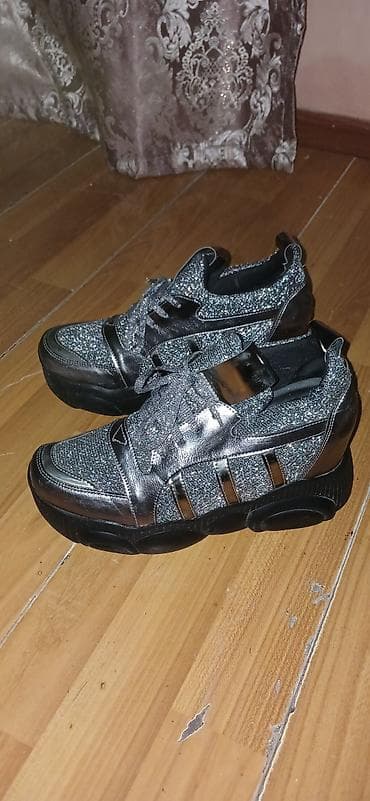 Ölçü: 40, İşlənmiş lalafo.az -da Ölçü: 40, İşlənmiş